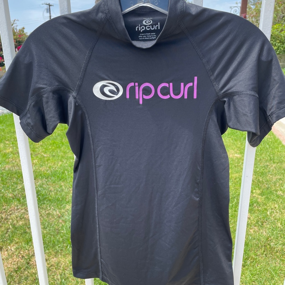 RIP CURL Surf Boys M UPF50+ SWIM WATER SHIRT STRETCH NYLON SPANDEX